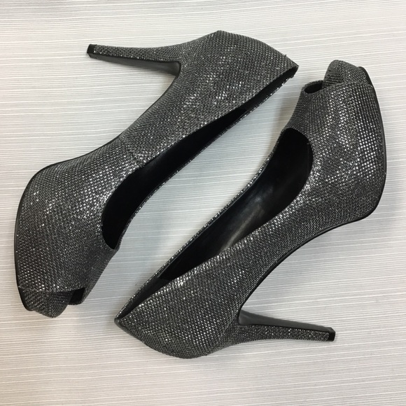 Exciting Heels by Nine West - Picture 7 of 8